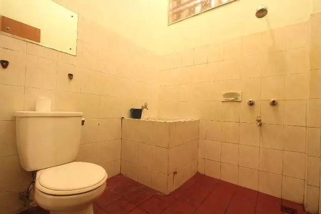 OYO 972 Griya Asri Hotel Mataram