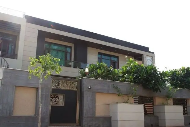 OYO 9744 Helios Homestay