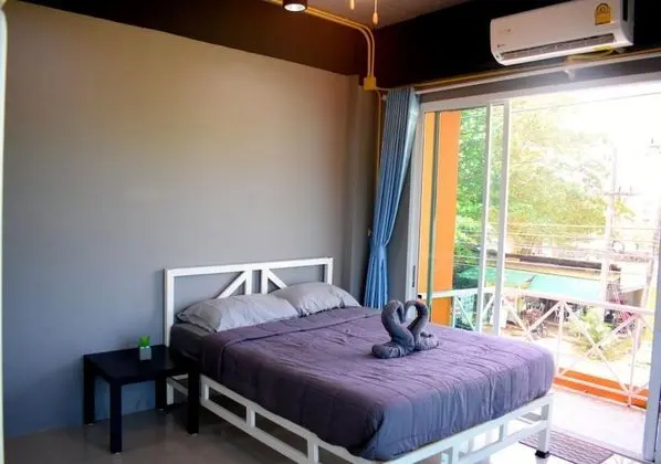 OYO 986 The Studio Kohchang - Oda