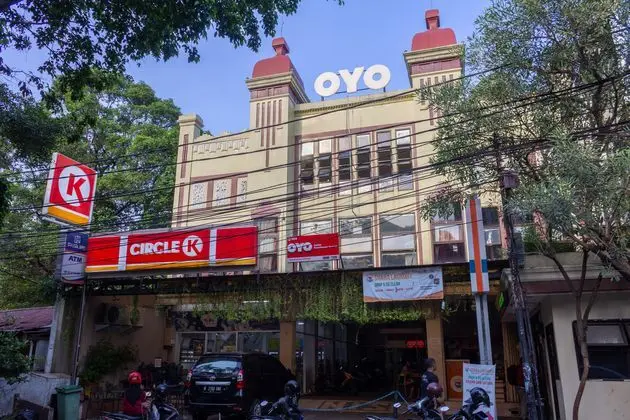 OYO 989 Audah Guesthouse Syariah