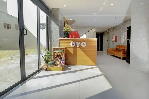 OYO 989 Hoang Anh Hotel - Lobi