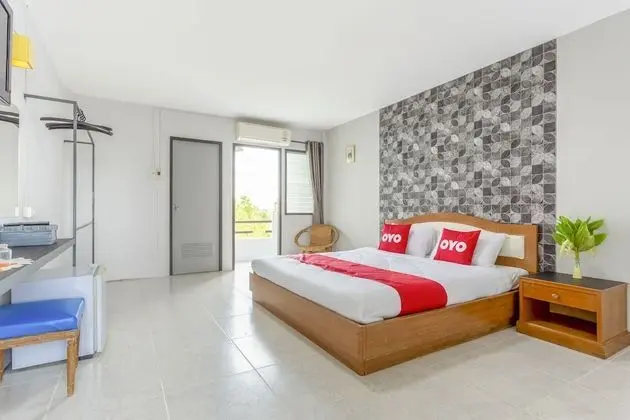 OYO 990 Siam Lanna Grand Hotel Chiangmai - Oda