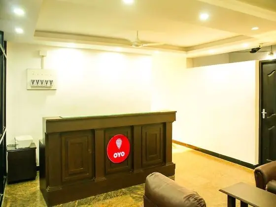 OYO 9902 Nedumparambil Residency - Lobi