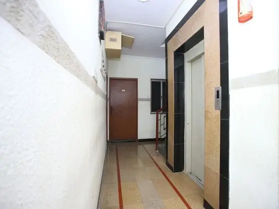 OYO 9939 Nortels Apartments - İç Mekan