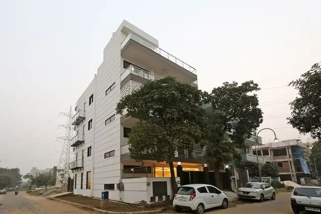 OYO 9997 Sohna Road