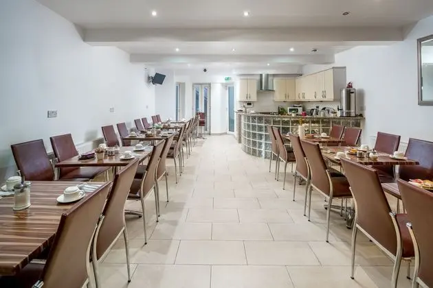 OYO Abbey Hotel - Yerinde Yemek
