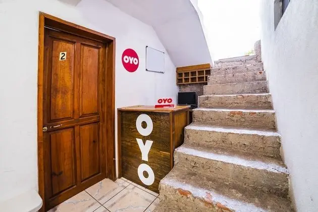 OYO Hotel Banqueta Alta - Lobi
