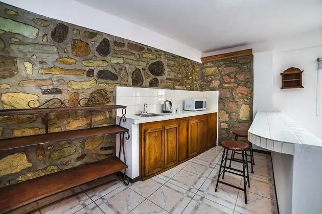 OYO Hotel Banqueta Alta - Mutfak