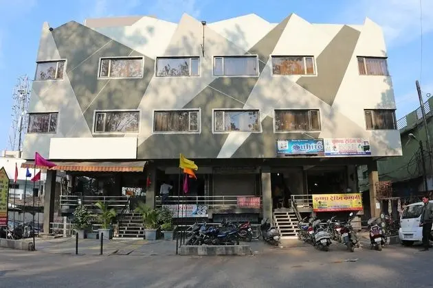OYO BHO034 Hotel Ashirwad Regency