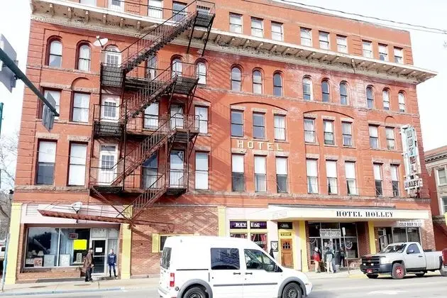 OYO Hotel Bradford Main St PA - Dış Mekan