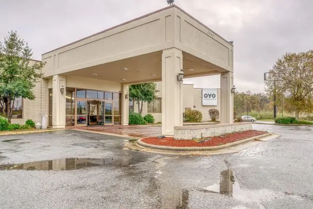 OYO Hotel Burlington South