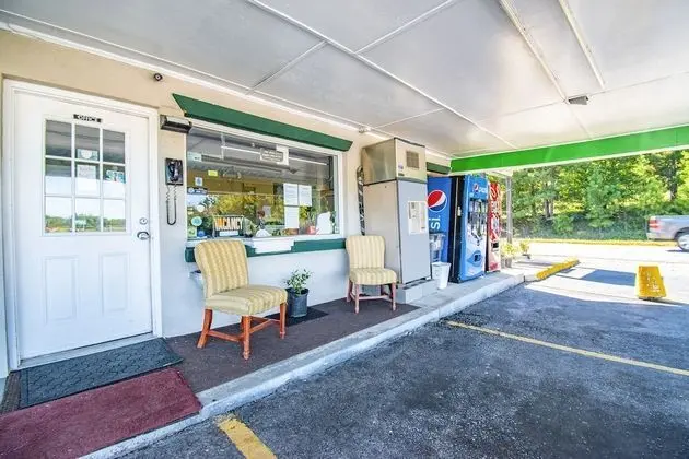 OYO Hotel Calhoun, GA I-75 - Dış Mekan