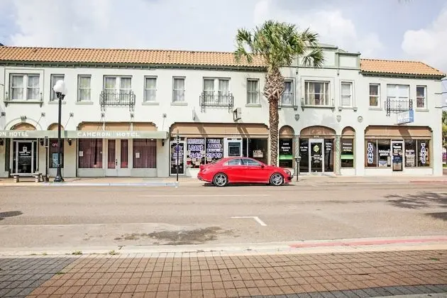 OYO Cameron Historic Hotel Brownsville I-69E - Dış Mekan