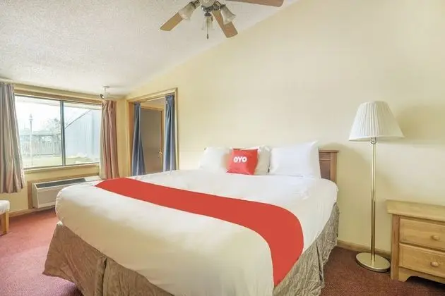 OYO Hotel Daleville AL Hwy 84