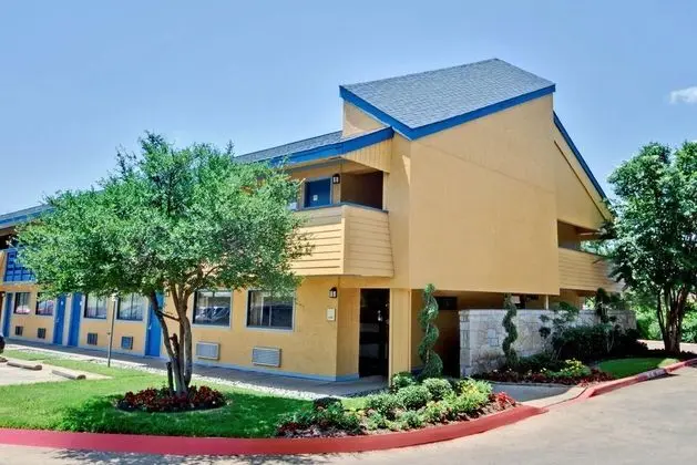 OYO Hotel Dallas Love Field