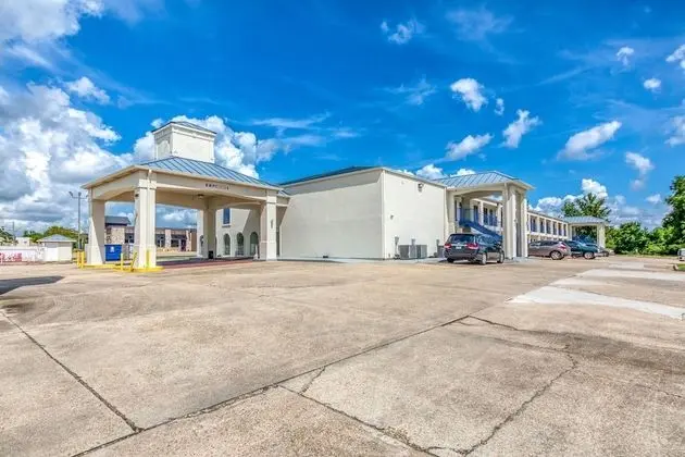 OYO Hotel Denham Springs I-12