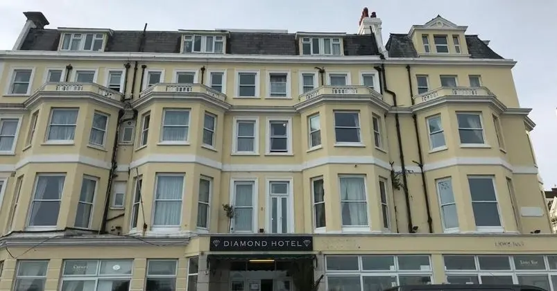 OYO Diamond Hotel Eastbourne - Dış Mekan