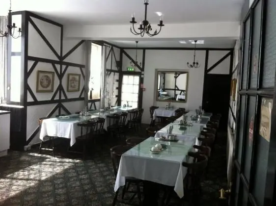 OYO Dora Hotel - Yerinde Yemek