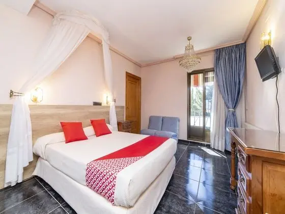 OYO Hotel El Prado - Öne Çıkan Resim