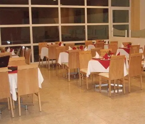 OYO HOTEL F STAR - Yeme / İçme