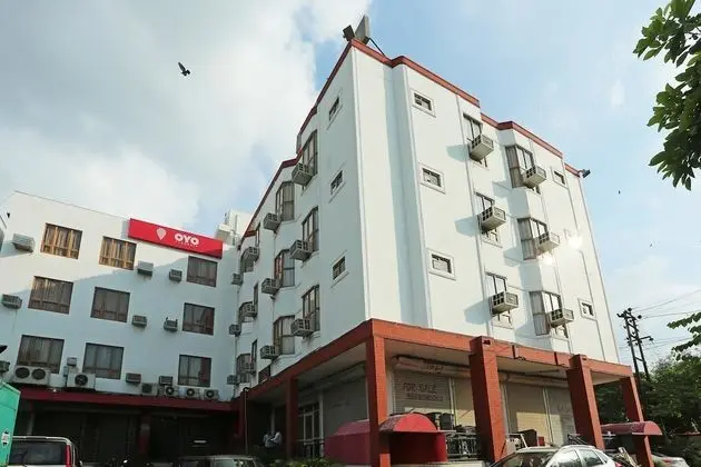 OYO Flagship 046 Vaishali Max Hospital