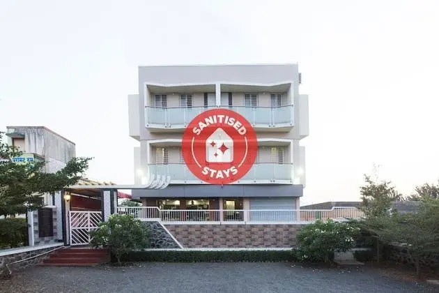 OYO Flagship 10078 Hotel Shriniwas Executive - Dış Mekan