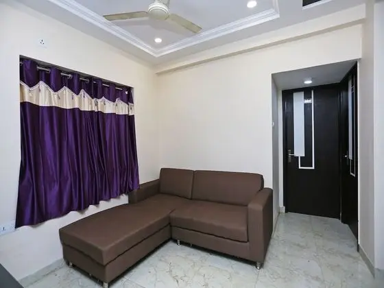OYO Flagship 11684 Divya Jyoti Inn - Lobi
