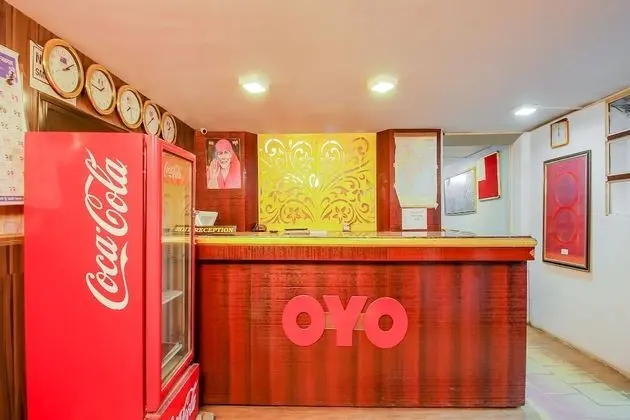 OYO Flagship 12273 Hotel Indraprastha - Lobi