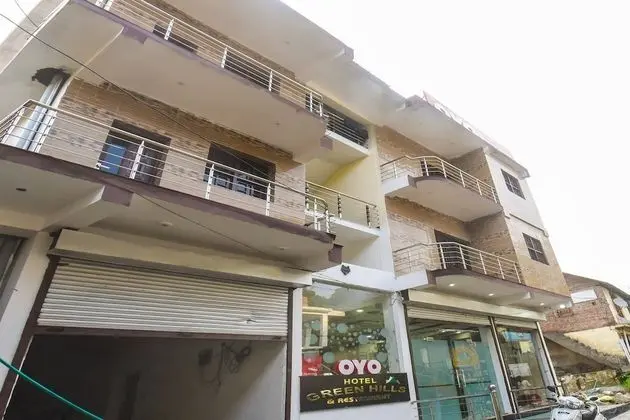 OYO Flagship 13855 Hotel Green Hills