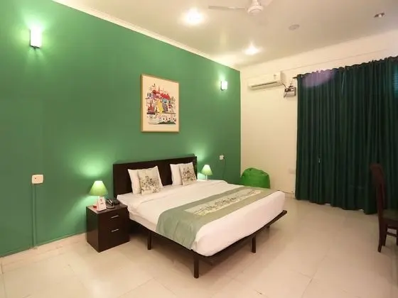 OYO Flagship 144 Noida Expressway NSEZ - Oda