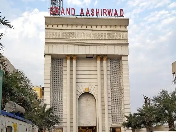 OYO Flagship 15751 Grand Ashirwad