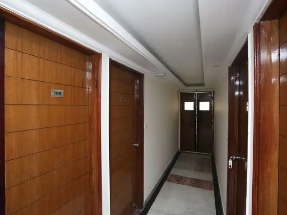 OYO Flagship 23607 Kailash Residency - İç Mekan
