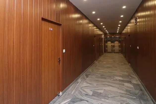 OYO Flagship 23709 Hotel Meerut International - Lobi
