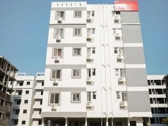 OYO Flagship 23990 Manjari