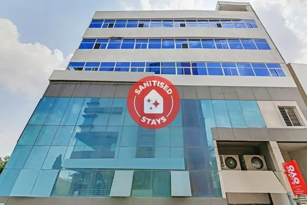 OYO Flagship 29620 New Champion Residency - Dış Mekan
