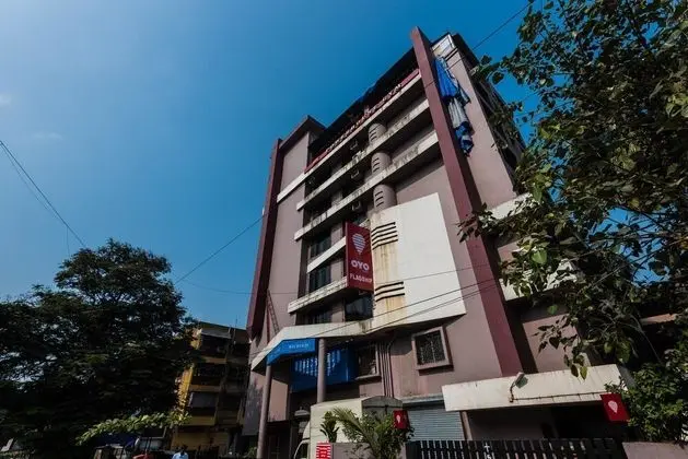 OYO Flagship 389 Maitri Park Chembur - Dış Mekan