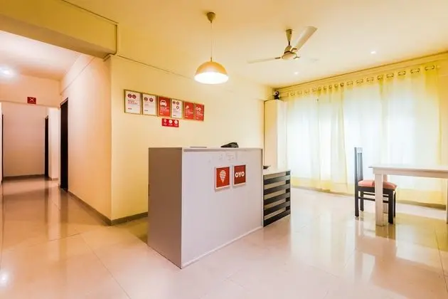 OYO Flagship 389 Maitri Park Chembur - Lobi