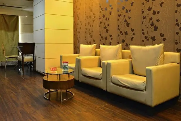 OYO Flagship 401 Yosufguda Ameerpet - Lobi