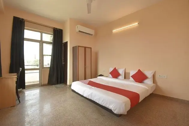 OYO Flagship 44322 Jagatpura Pg Property - Oda