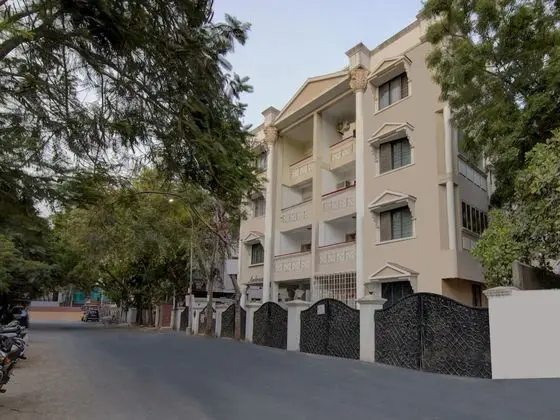 OYO Flagship 488 Nungambakkam-Apollo Hospital - Dış Mekan