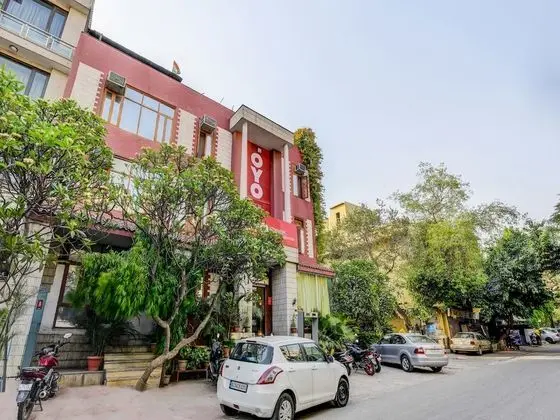 OYO Flagship 632 Kalkaji Mandir