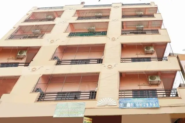 OYO Flagship 65280 Hotel Nandini - Dış Mekan