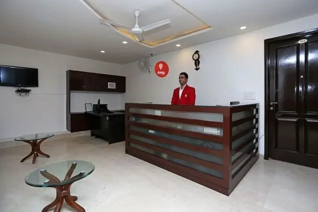 OYO Flagship 746 Bhikaji Cama Place - Lobi