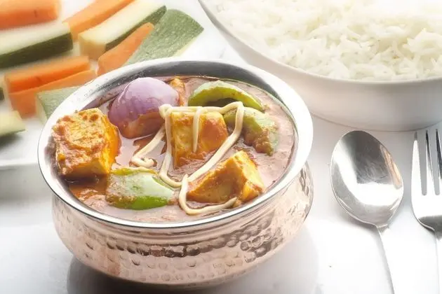 OYO Flagship 746 Bhikaji Cama Place - Yerinde Yemek