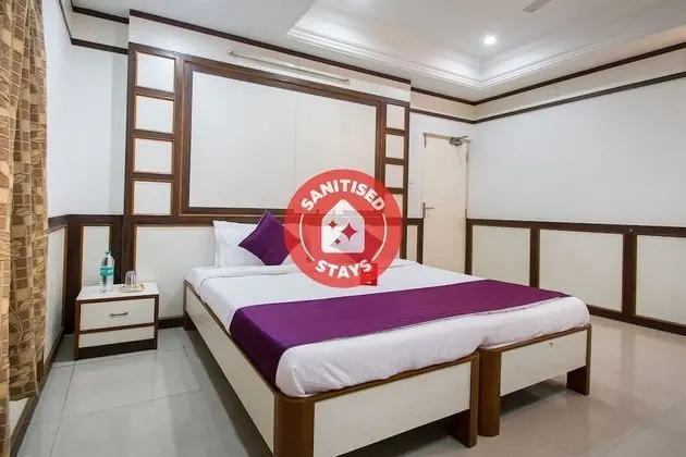 OYO Flagship 983 Hotel Surya Residency - Oda