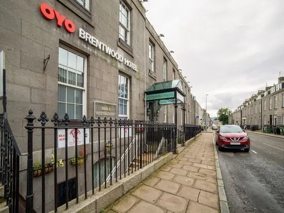 OYO Flagship Brentwood - Dış Mekan