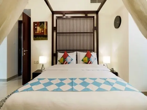 OYO Home 233 1BHK Marina Suites - Oda