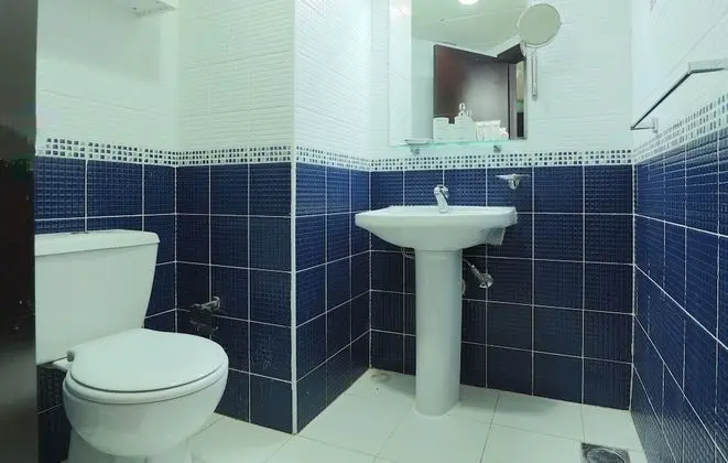 OYO Home 301 2BHK Dubai Gate 1 JLT - Banyo Tipleri