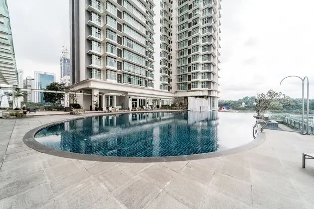 OYO Home 89311 Marvelous 1br Starview - Havuz