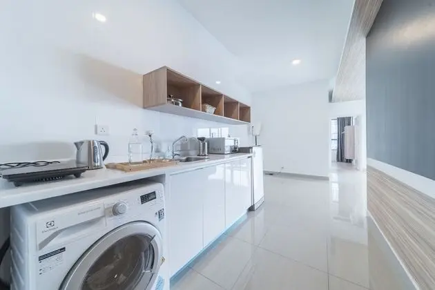 OYO Home 89396 Indescribable 3br Arte Plus - Mutfak